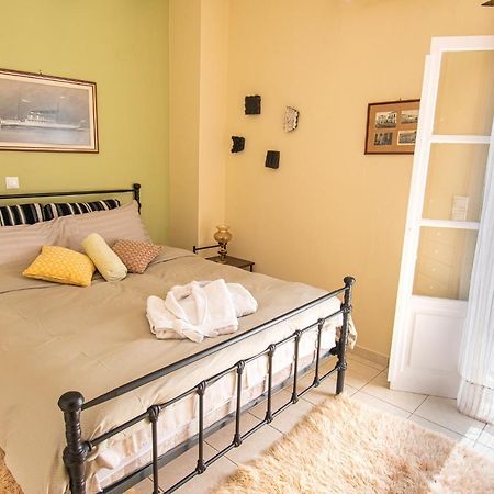 La Belle Helene Guest House Spetses Town Ngoại thất bức ảnh