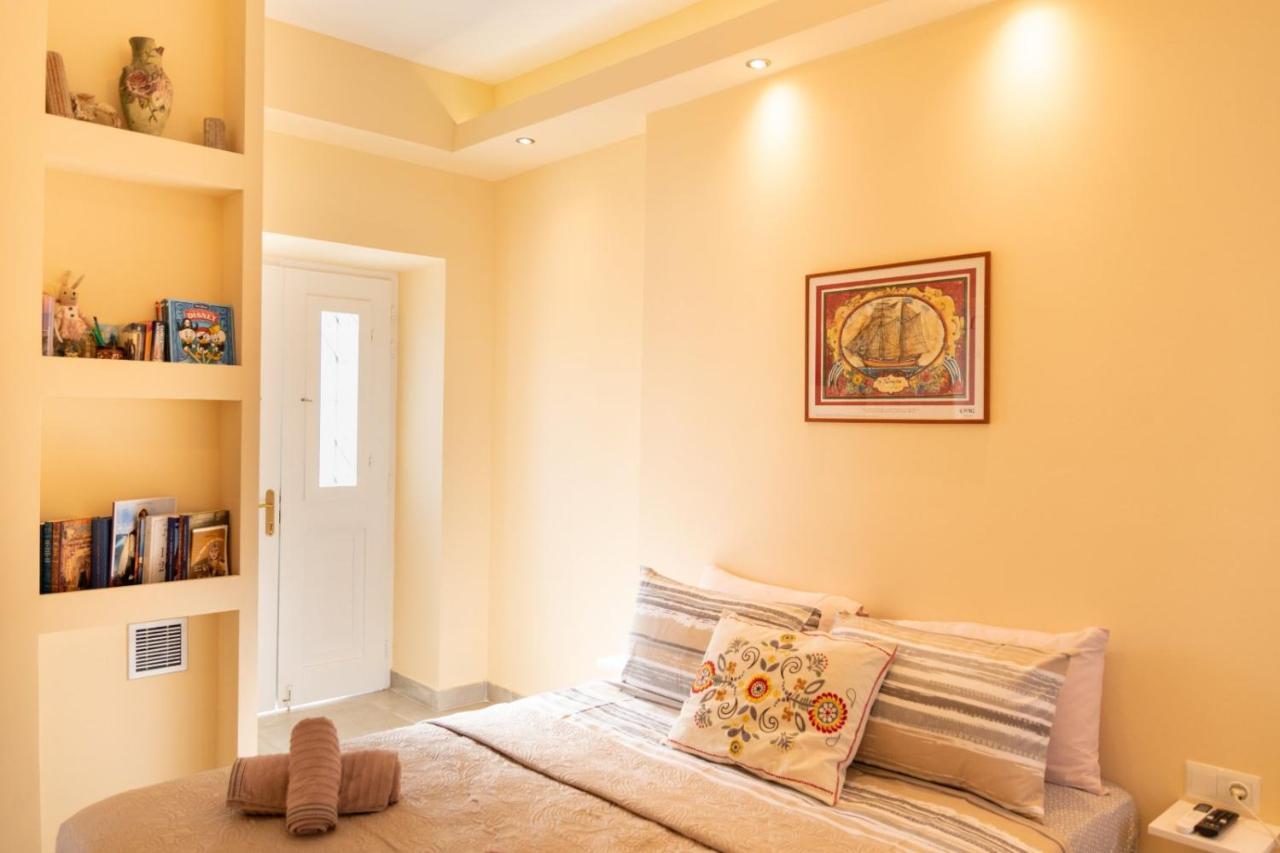 La Belle Helene Guest House Spetses Town Ngoại thất bức ảnh